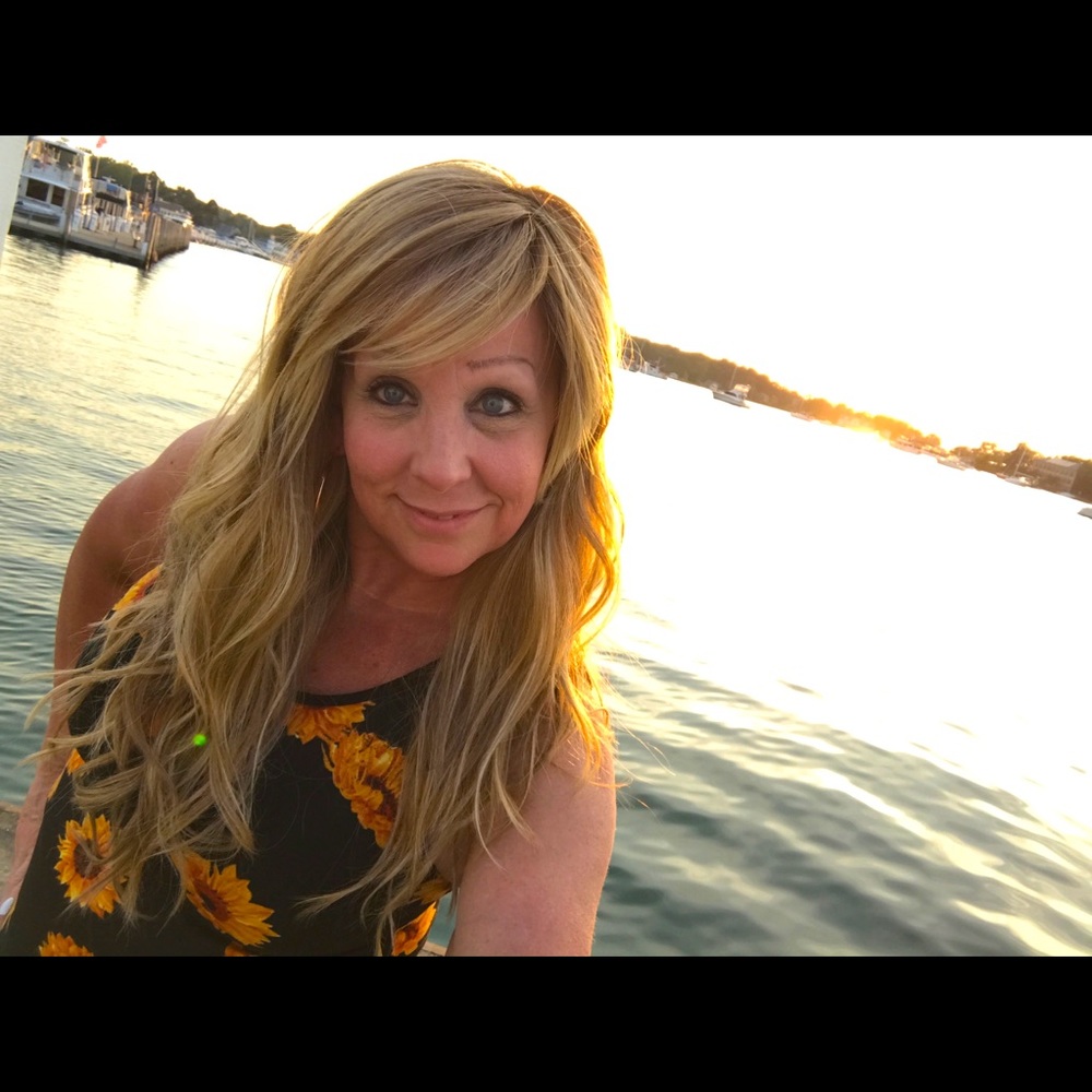 Meet your Posher, Kimberly